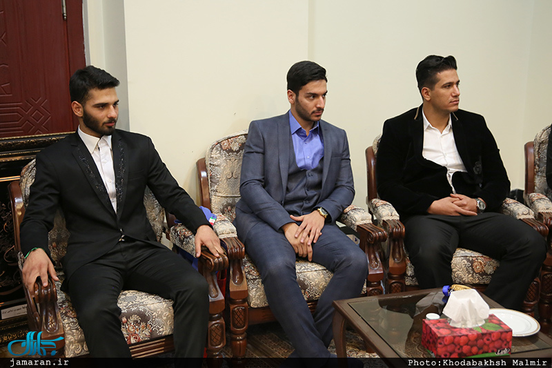 دیدارجمعی از اعضای کمیته مستقل پرثوا و پیشکسوتان با سید حسن خمینی