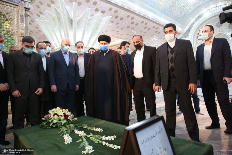 تجدید میثاق رئیس و نمایندگان مجلس شورای اسلامی با آرمان‌های امام خمینی(س)