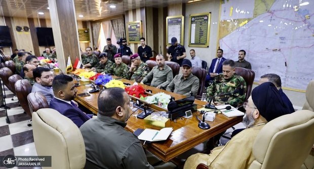 حکیم در بازدید از مقر حشد الشعبی در الانبار: حشد الشعبی نقشی محوری در حفاظت از عراق دارد/ حشد الشعبی همواره زیر ذره‌بین است؛ حفظ آبرو و شهرت حشد الشعبی مسئولیت همه به شمار می‌رود