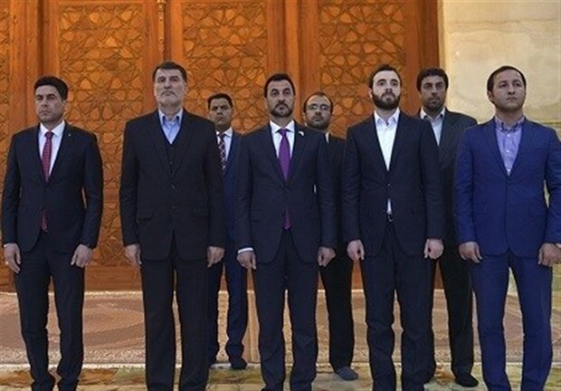 حضور وزیر ورزش عراق در حرم امام خمینی (س)
