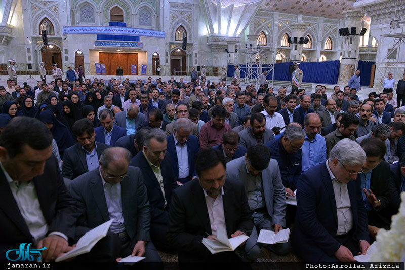 تجدید میثاق رئیس و کارکنان سازمان تامین اجتماعی با آرمان های حضرت امام خمینی(س) 