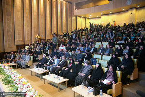 مراسم گرامیداشت مقام زن در خمین با حضور معاون رئیس جمهور