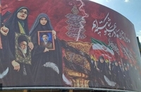 اقدام عجیب شهرداری قم در نصب بیلبوردهای بزرگ با تصاویر کوچکی از امام خمینی (10)