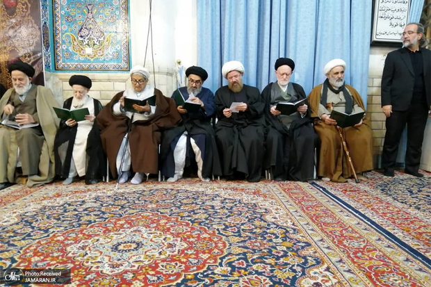 حضور آیت الله صانعی در مراسم چهلمین روز درگذشت همشیره آیت الله شبیری زنجانی + تصاویر
