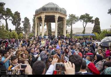 آرامگاه حافظ در صدر مکان های پربازدید مسافران نوروزی فارس