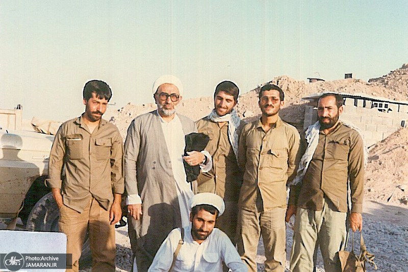 حجت الاسلام و المسلمین شیخ اسحاق مشکینی