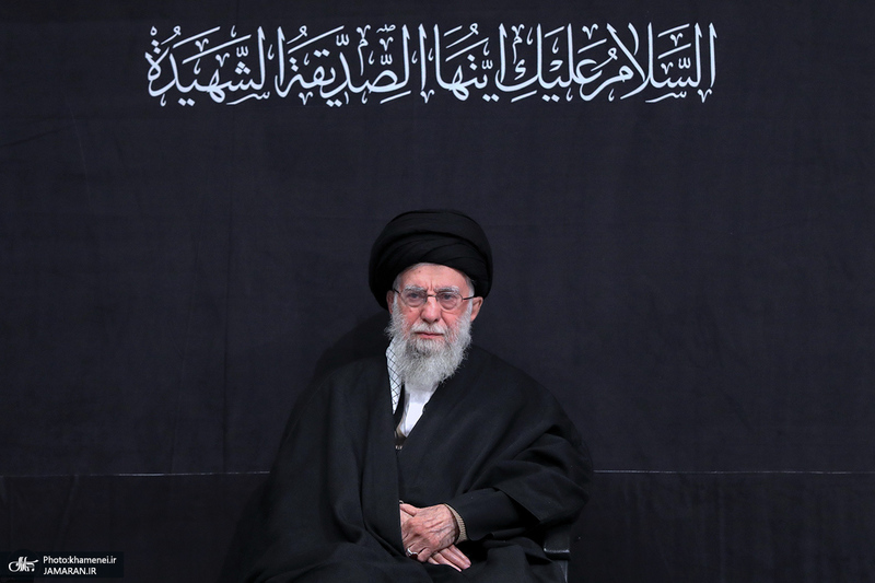 اولین شب مراسم عزاداری حضرت فاطمه‌زهرا (س) در حسینیه امام خمینی