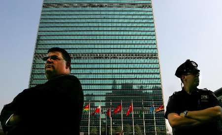 دو هزار کارمند از ساختمان سازمان ملل خارج شدند