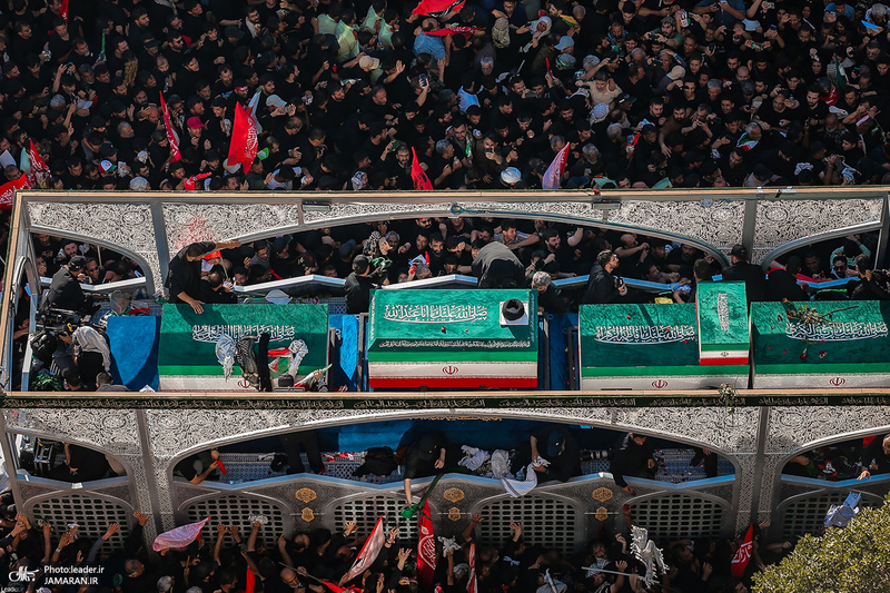 تشییع پیکر مطهر رهبر شهید انقلاب اسلامی در مشهد مقدس