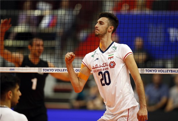 یلی امتیازآورترین بازیکن دیدار ایران و مکزیک