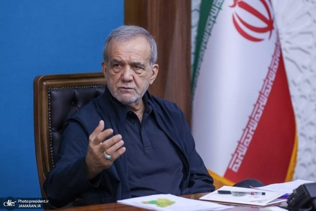 پزشکیان: اگر تفاهم‌نامه‌ که مورد تأیید همه دلسوزان است را به اجرا برسانیم، می‌توانیم بر مشکلات غلبه کنیم/ با اجرای تفاهم‌نامه، دشمنان قادر نخواهند بود منطقه را با آشوب مواجه کنند/ تأکید کرده‌ام که اگر لازم شد برق دولت را قطع کنند، اما برق صنایع  قطع نشود