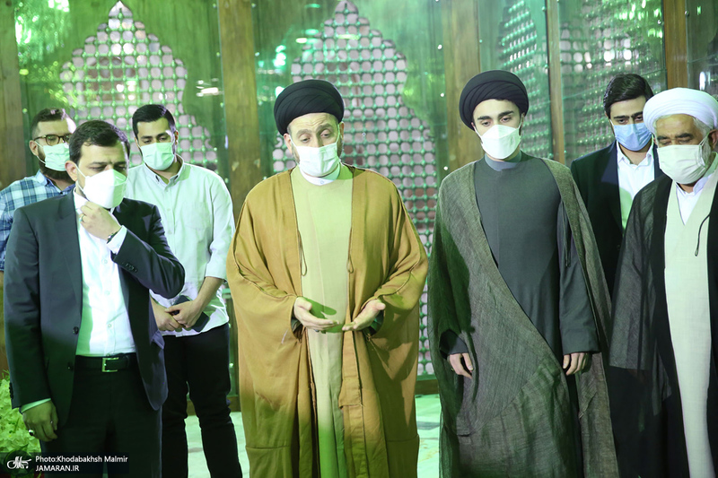 ادای احترام سید عمار حکیم نسبت به حضرت امام خمینی (س)