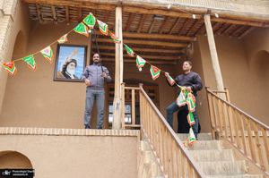 آذین بندی بیت تاریخی امام خمینی به مناسبت دهه فجر انقلاب