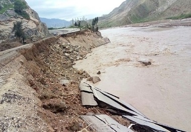 جاده پلدختر به معمولان بازگشایی شد  آب‌آشامیدنی به معمولان رسید