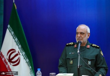 رئیس سازمان اطلاعات سپاه: هیچ کشوری مثل ما فضای مجازی را رها نمی‌کند؛ از نمایندگان مجلس می‌خواهم که شبکه ملی اطلاعات را جدی بگیرند و آن را پیگیری کنند/ شبکه‌های ماهواره‌ای و اینترنتی آمریکایی در خانه‌های ایرانی‌ها به راحتی افکار دشمن را اعلام می‌کنند