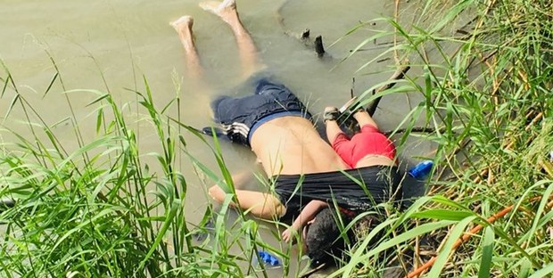 مرگ دلخراش پدر مهاجر و کودک دوساله‌اش در مرز آمریکا+ تصاویر
