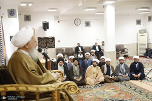 عمامه گذاری طلاب توسط مراجع عظام تقلید در روز میلاد امام علی (ع)‎