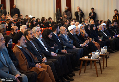 ملتقى تعریف جائزة الإمام الخمینی (قده) العالمیة