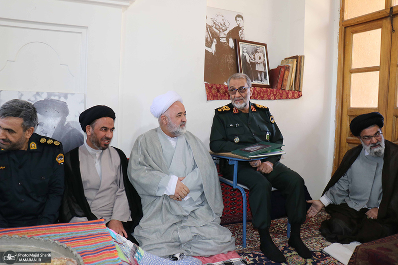 حضور جانشین فرمانده کل انتظامی کشور در  بیت و زادگاه امام خمینی