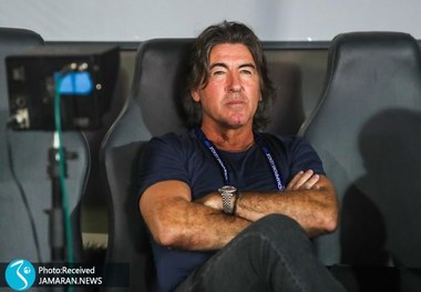 ساپینتو کوتاه حرف زد و به خبرنگاران جواب نداد!