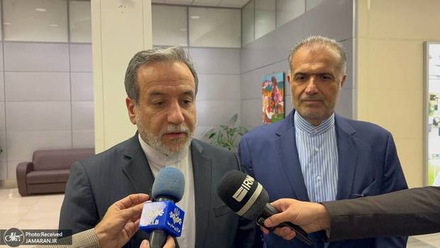 عراقچی: با پوتین درباره مقابله با تهدیدهای مشترک صحبت می‌کنیم/ اقدام ما در قبال حمله آمریکا، دفاع مشروع خواهد بود