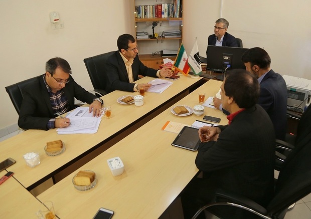 میزگرد ایرنا  حیات در روستاها رنگ می بازد