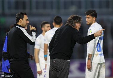 هشدار یک استقلالی به ساپینتو: مسیری که انتخاب کردی اشتباه است!+عکس