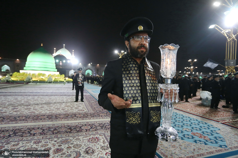 آئین خطبه خوانی شب شهادت امام رضا (ع) در حرم مطهر رضوی