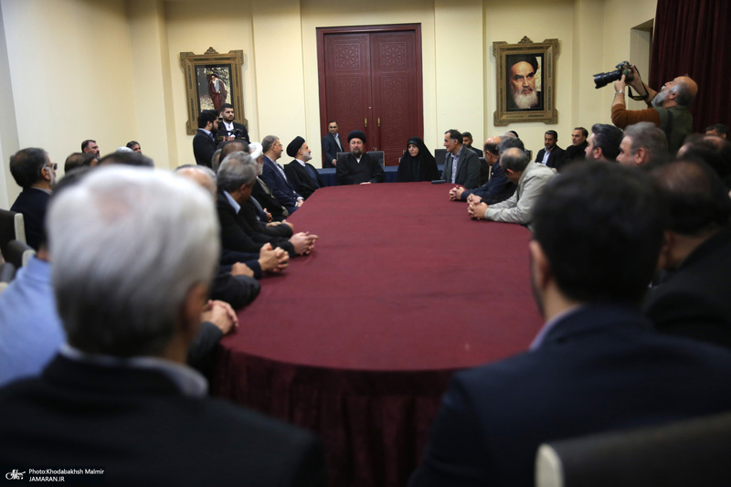 دیدار ئیس بنیاد شهید و جمعی از معانین با سید حسن خمینی