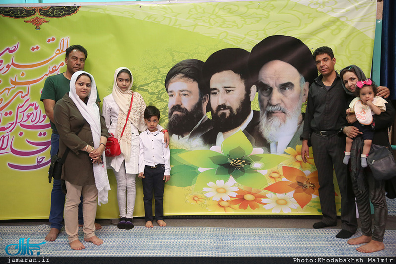 بازدید گردشگران نوروزی از بیت امام خمینی(س) در جماران 