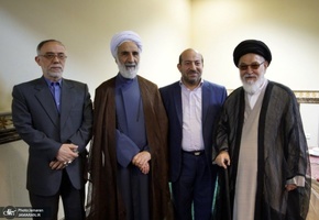 دیدار اساتید و فعالان قرآنی با حجت الاسلام والمسلمین امام جمارانی + تصاویر