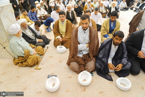 مراسم جشن عید غدیر و عمامه‌گذاری طلاب در بیت مراجع  تقلید و علما