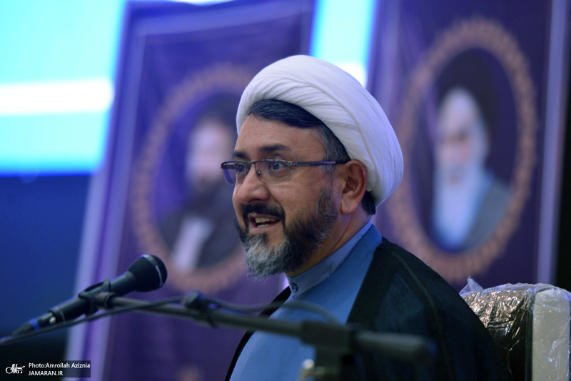 تجدید میثاق سرپرست و کارکنان موسسه تنظیم و نشر آثار امام خمینی(س) با آرمان های بنیانگذار جمهوری اسلامی