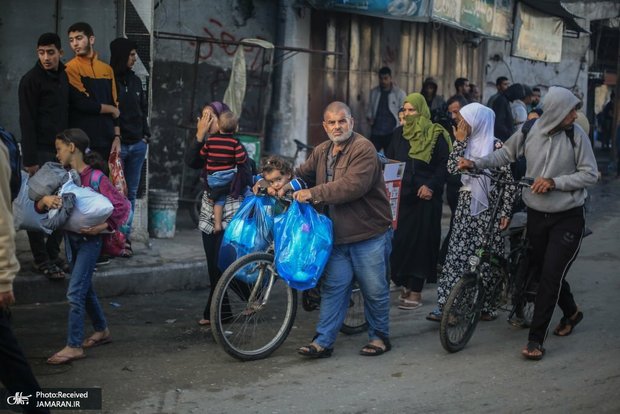 آغاز آتش بس موقت چهار روزه در نوار غزه/ اسیران آمریکایی امروز آزاد نمی شوند/ ورود کامیون های سوخت به غزه/2شهید و شماری زخمی در نقض آتش بس توسط رژیم اشغالگر/قلع و قمع نمازگزاران در قدس اشغالی