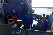 نجات 5 ماهیگیر سریلانکایی توسط کشتی غول پیکر نفتکش ایرانی