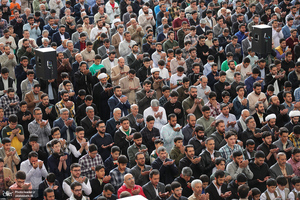 اقامه نماز عید سعید فطر به امامت رهبر معظم انقلاب