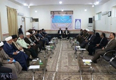 تاکید مدیرکل آموزش و پرورش  بر محتوابخشی به برنامه های بزرگداشت رحلت امام خمینی(ره)