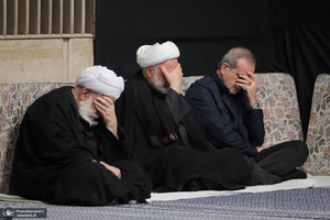 اولین شب مراسم عزاداری ایام شهادت حضرت زهرا (س) در حسینیه امام خمینی(ره)