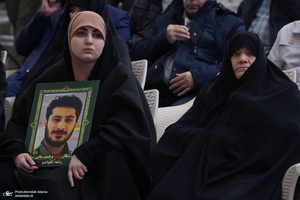 اجتماع «کارگران در مسیر حاج قاسم» در حرم امام خمینی