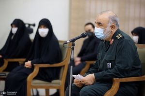 دیدار خانواده و اعضای ستاد بزرگداشت شهید حاج قاسم سلیمانی با رهبر معظم انقلاب