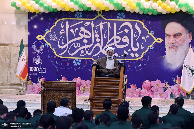 مراسم دعای کمیل در حرم مطهر امام خمینی (س)