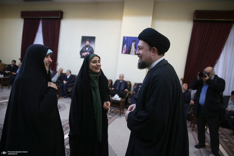 حاشیه تجدیدمیثاق رئیس جمهور و اعضای دولت با آرمان‌های بنیانگذار جمهوری اسلامی ایران