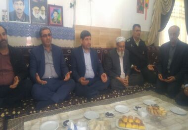 دیدار مدیرعامل ایرنا با خانواده شهیدان حبیب لی در آق قلا