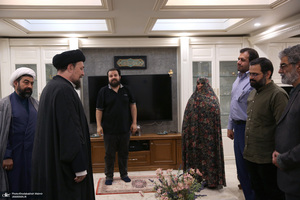 عیادت سید حسن خمینی از  حجت الاسلام سید محمود علوی