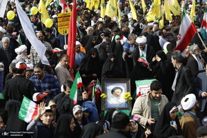 راهپیمایی باشکوه 22 بهمن در قم - 2