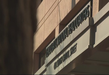 حادثه در مقر کمیته ملی دموکرات‌ها در واشنگتن دی سی + عکس