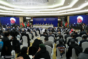 کنفرانس روسای مجالس ایران، افغانستان، پاکستان، ترکیه، چین و روسیه با حضور حسن روحانی