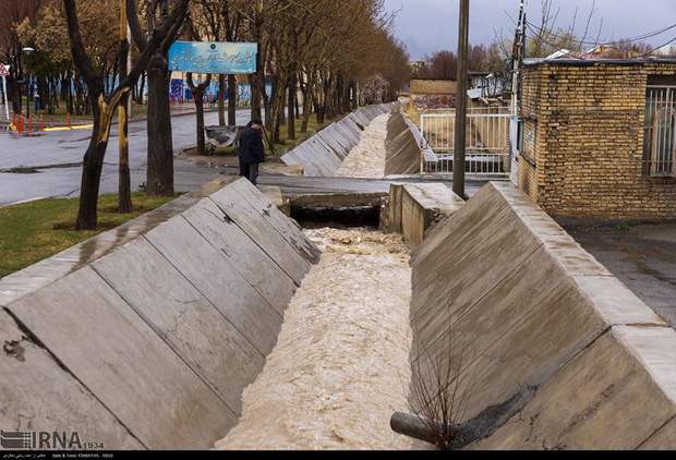 7 پل در جاده های اصلی چهارمحال و بختیاری به زیر آب رفت