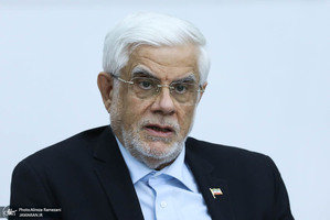 جلسه شورای جهاد دانشگاهی با حضور محمدرضا عارف