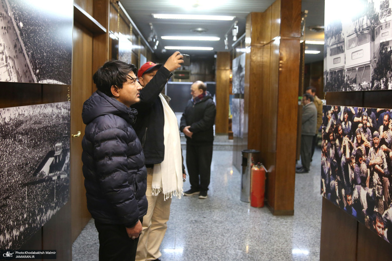 بازدید جمعی از گردشگران کشور پاکستان از بیت امام خمینی از جماران